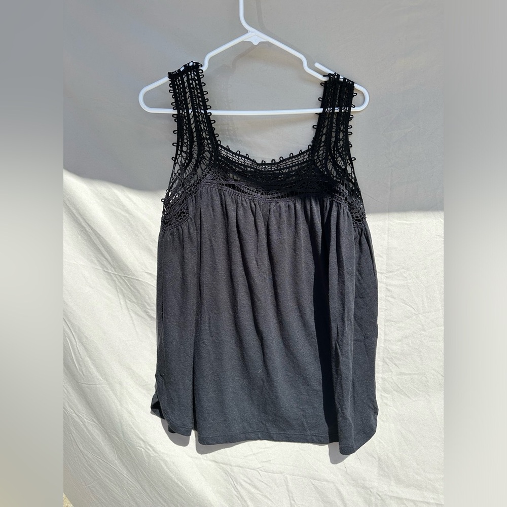 Gap Lace Strap/ Collar Linen Blend Tank Top with split detail on sides